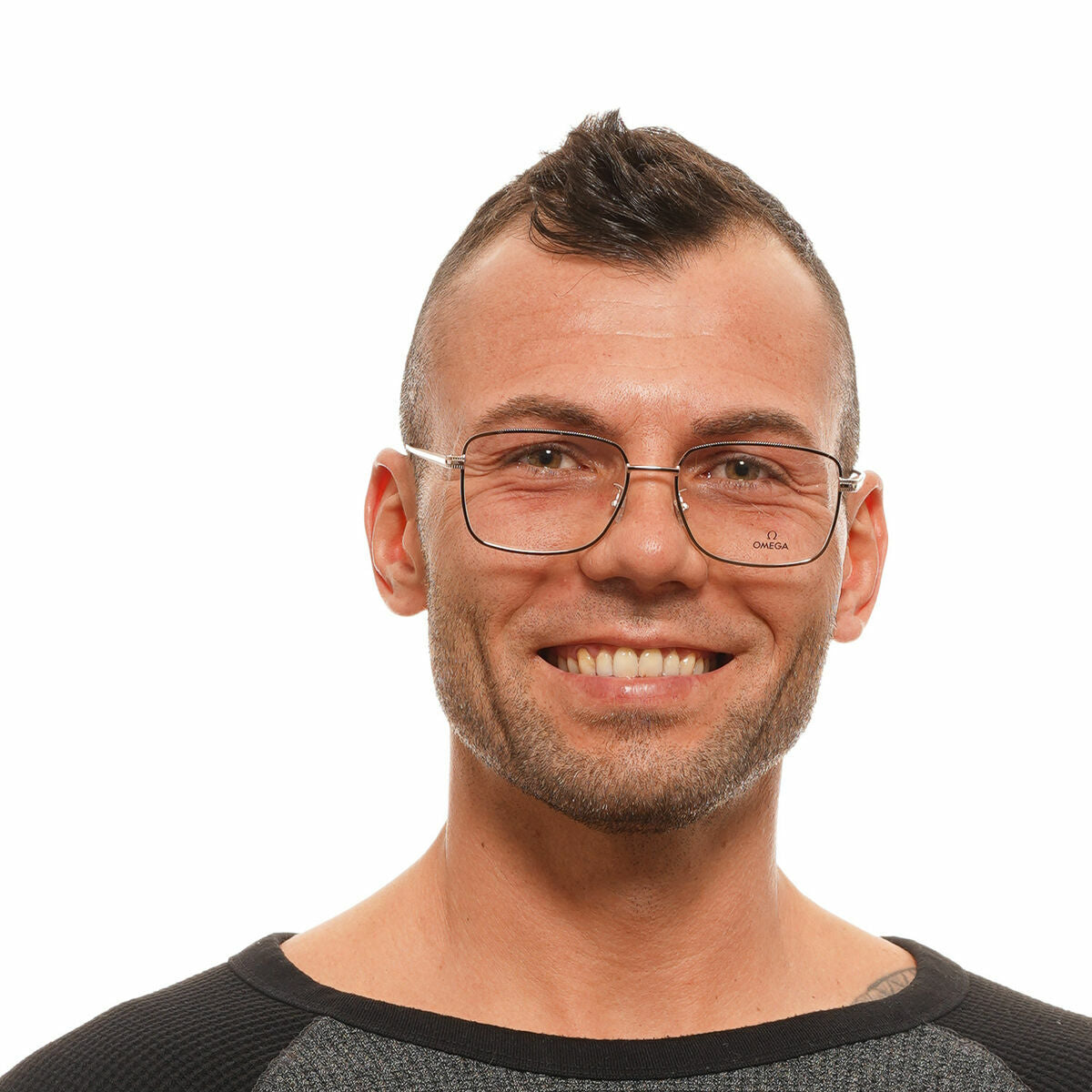 V3H0D8D30FC30D0513AC27EEF5E4E79598FR5807344P6