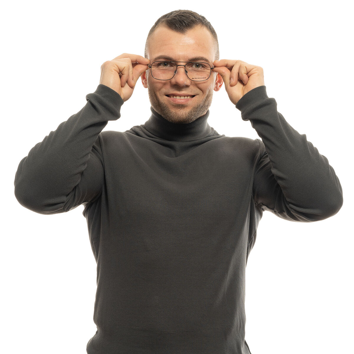 V6H7EFE7139E2421B0CF659B658E8975944R4182180P4