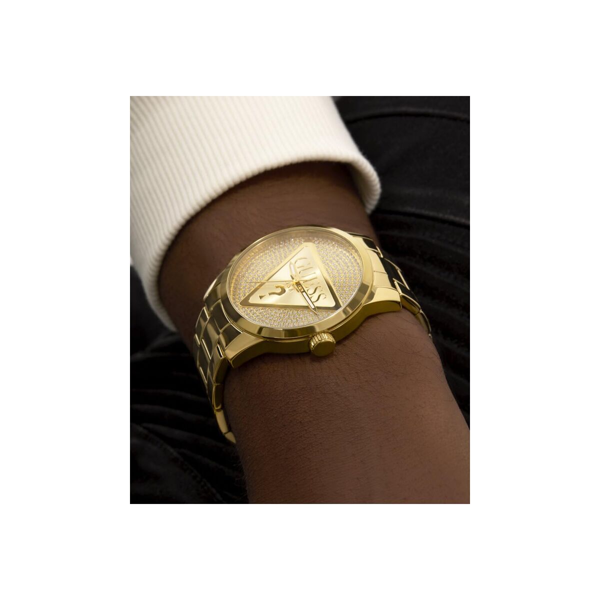 V2HCB425E573CFB5FE0E1720182DC3FE4FCR7469605P8