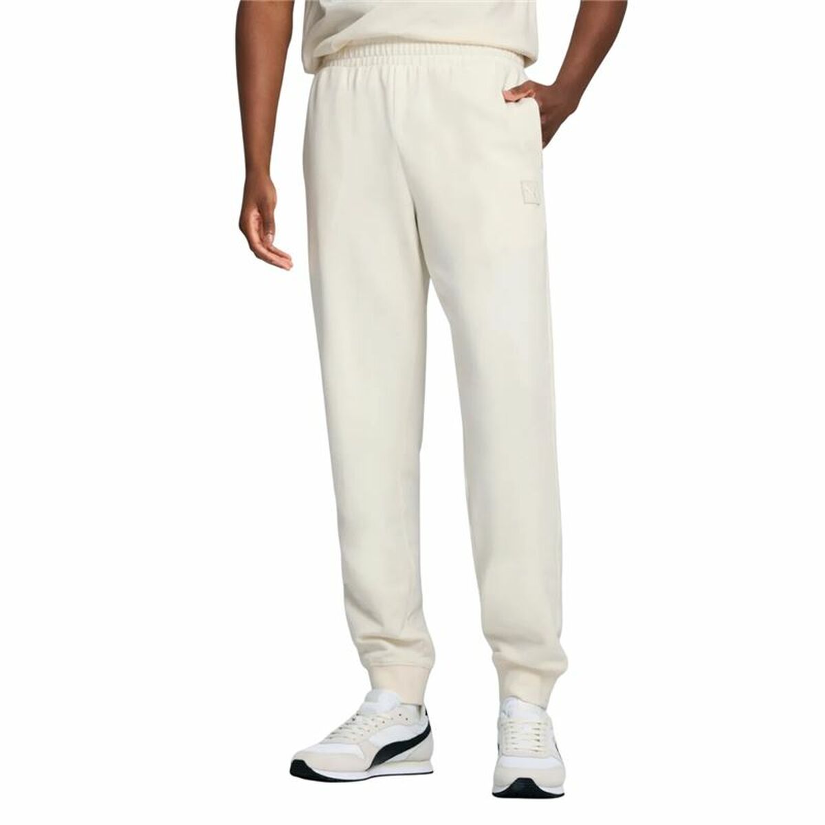 V3HF25210D8221B4DFE11542CA4ADE38630R6087643P3