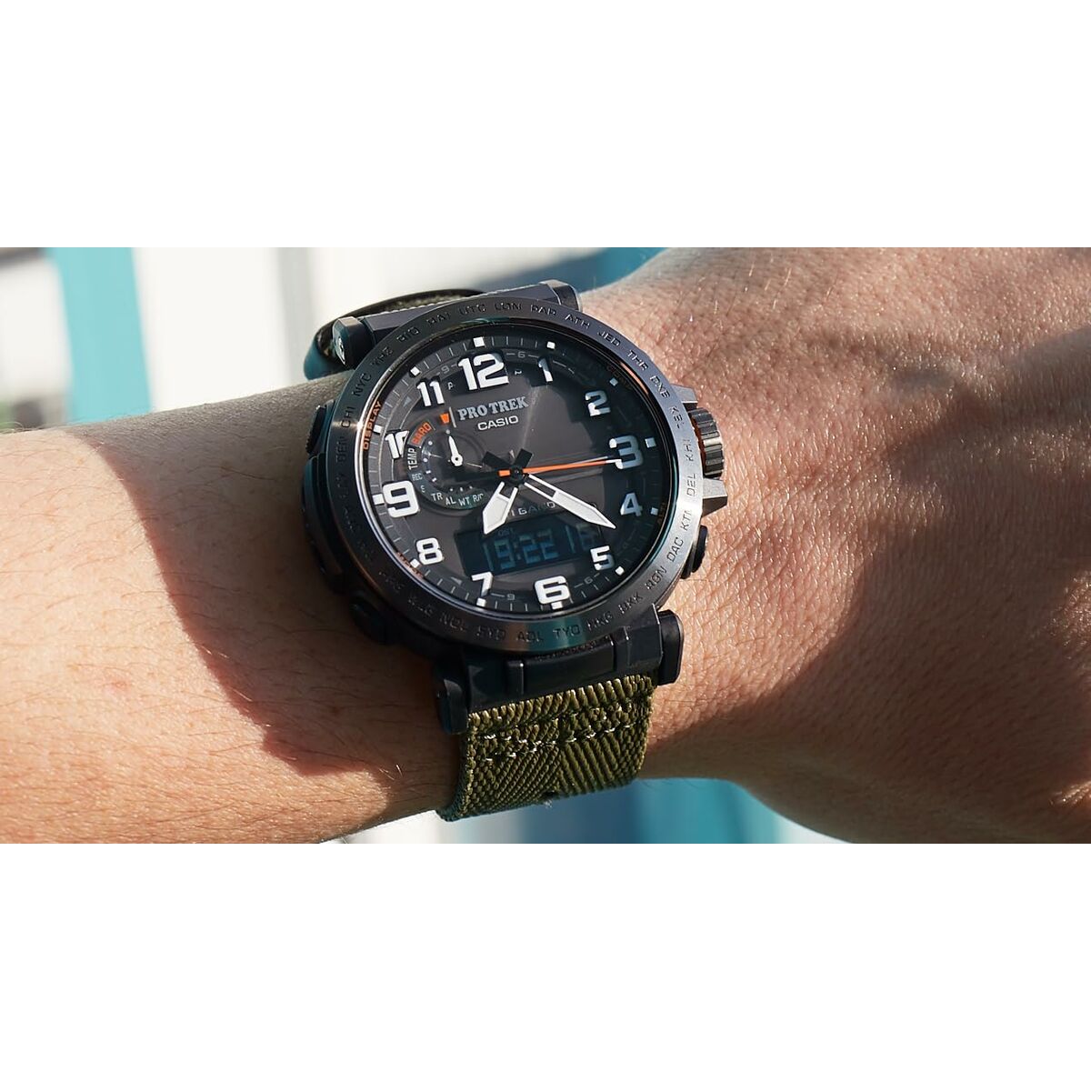 V2H3DDCC6D87BBD1EB4ECA0E288D1937E13R7052743P7