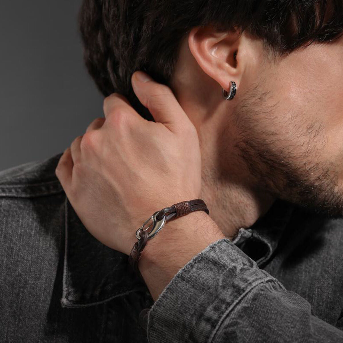 V3H26A1D45EF5EFC5D0DECFFD8C65CEE2B5R6187416P4