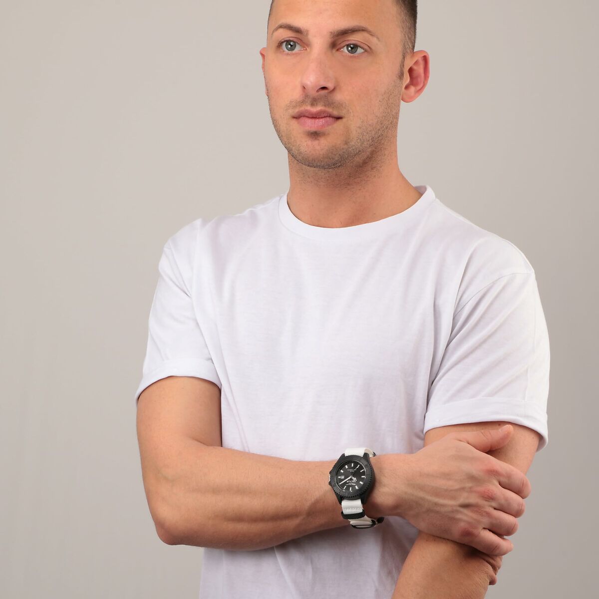 V2H23946CBD6D495C8036038DD55BDAD8C3R7042940P6