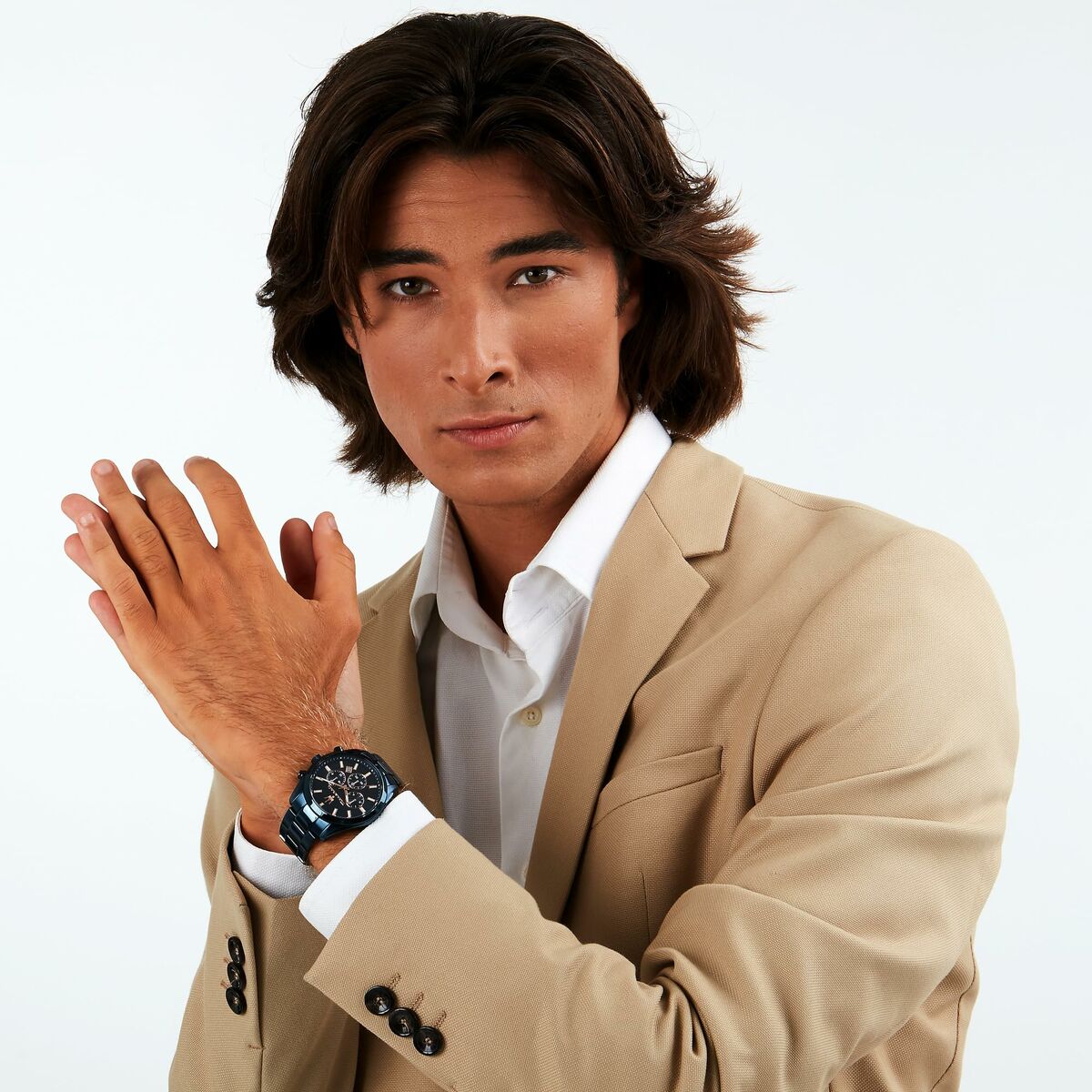 V2HEB1E44A0A78B4DE402D1E8CCD6B39BAAR6933902P5