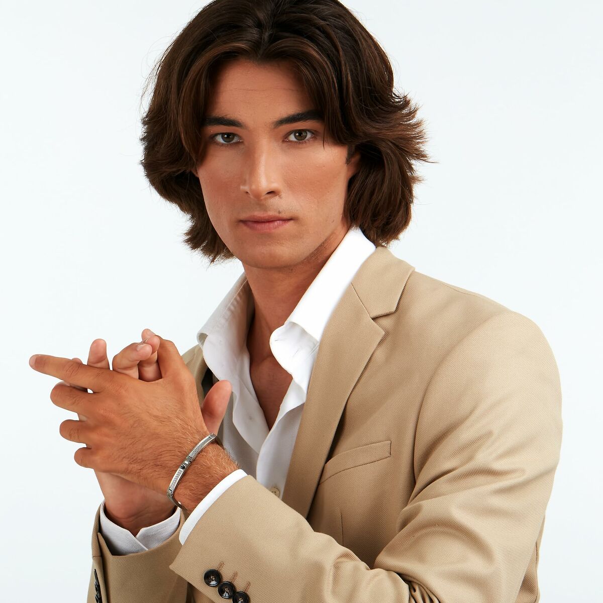 V2HCDB7F598302B677276ED3EE03BCBA034R6933909P5