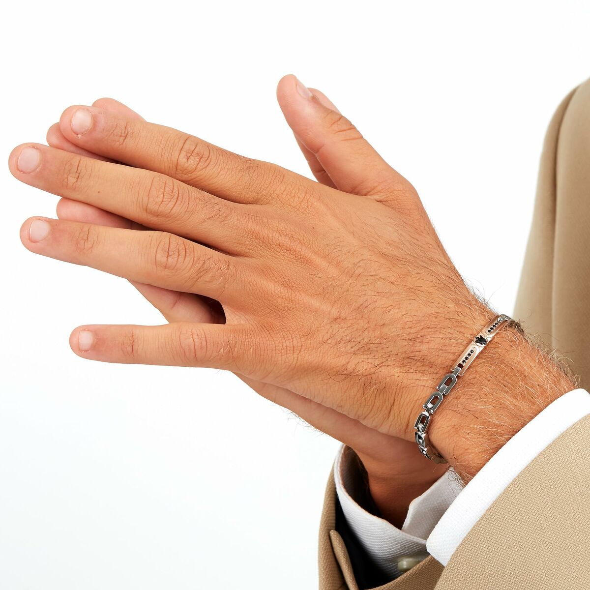 V2HF428E2CCEFF781E4F3C725767DAFA4E7R6933616P7