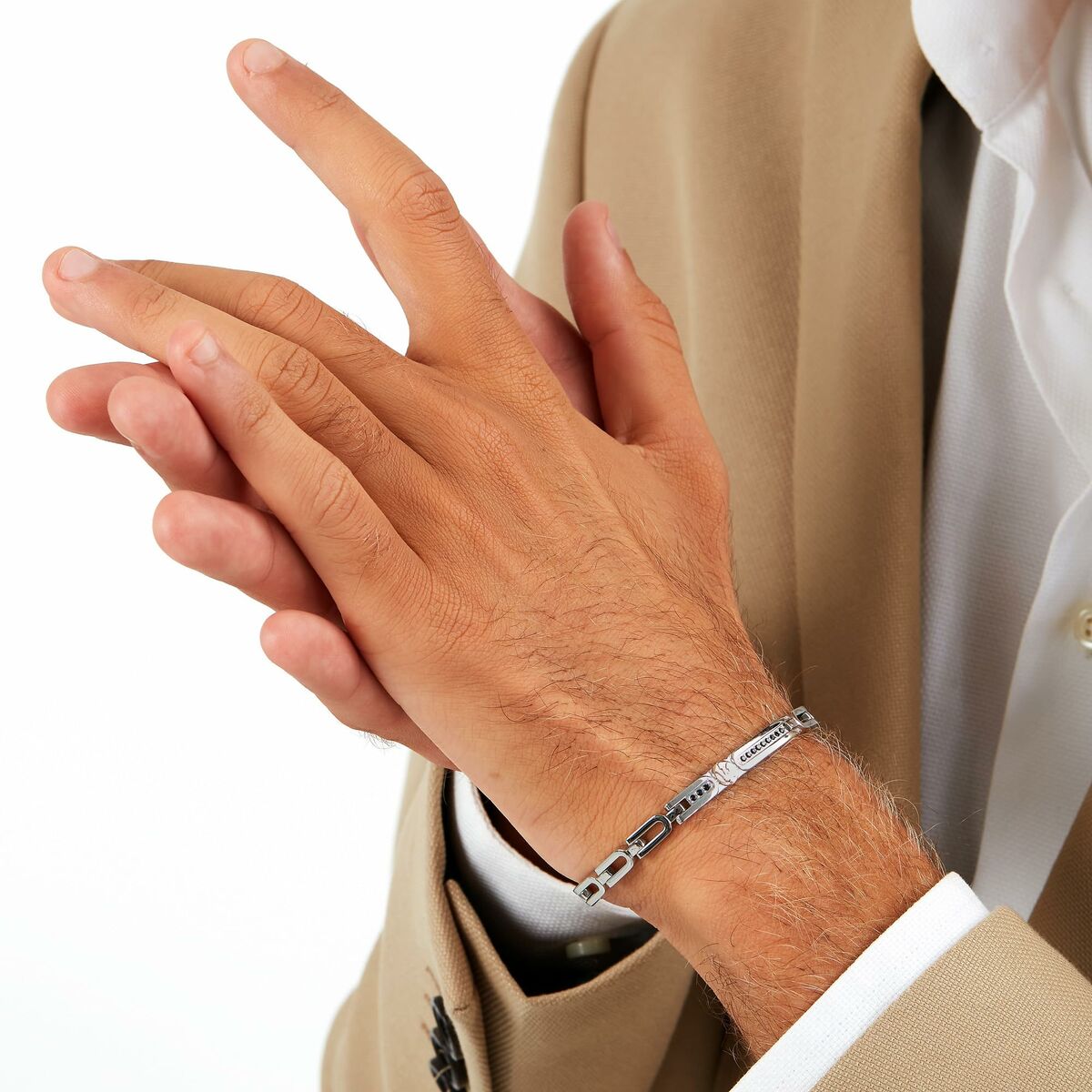 V2H689EF635B49FA3650A0867B34E2AEC8FR6933772P6