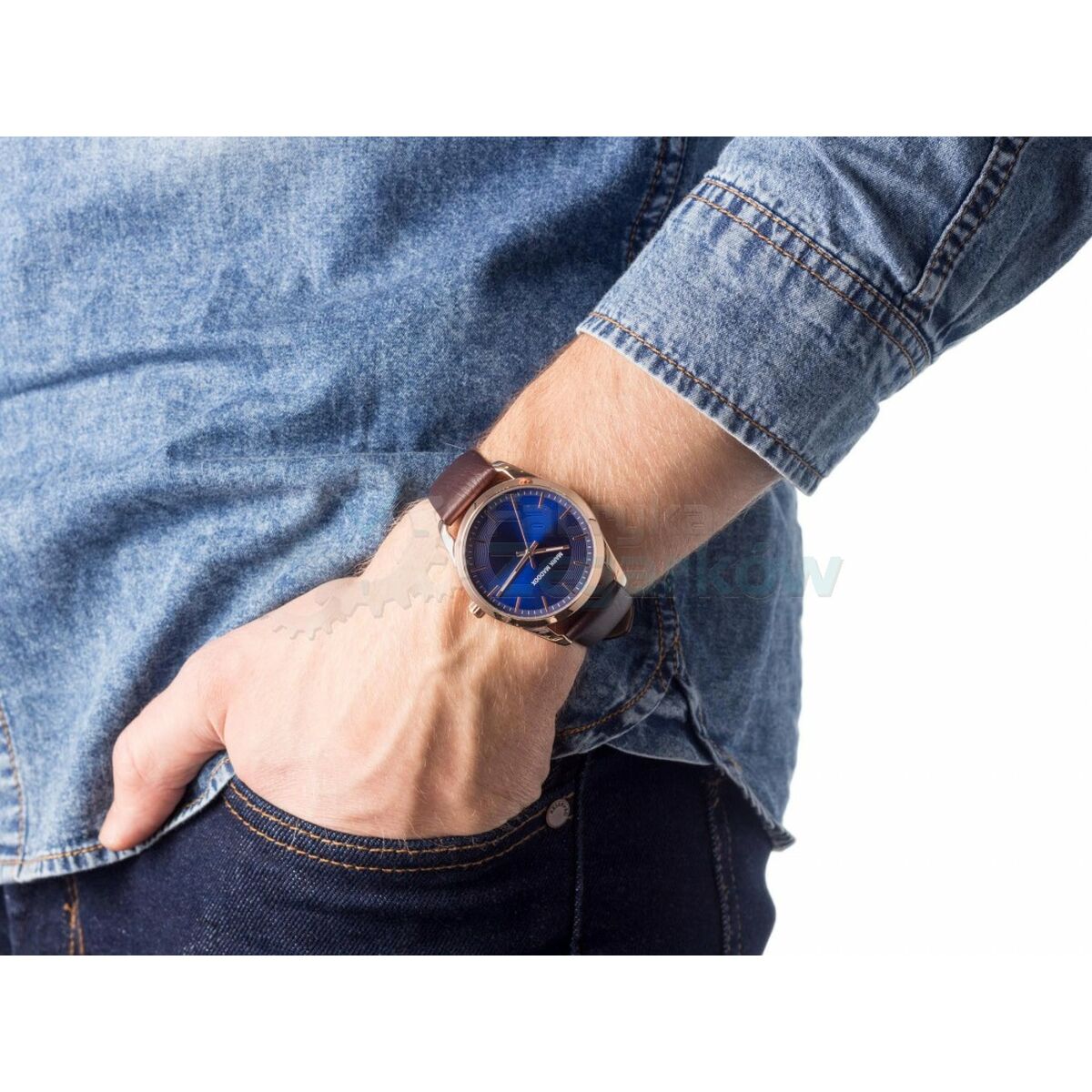 V5H6AA679CAE1A7FB169D0D012BD201C700R3087218P3