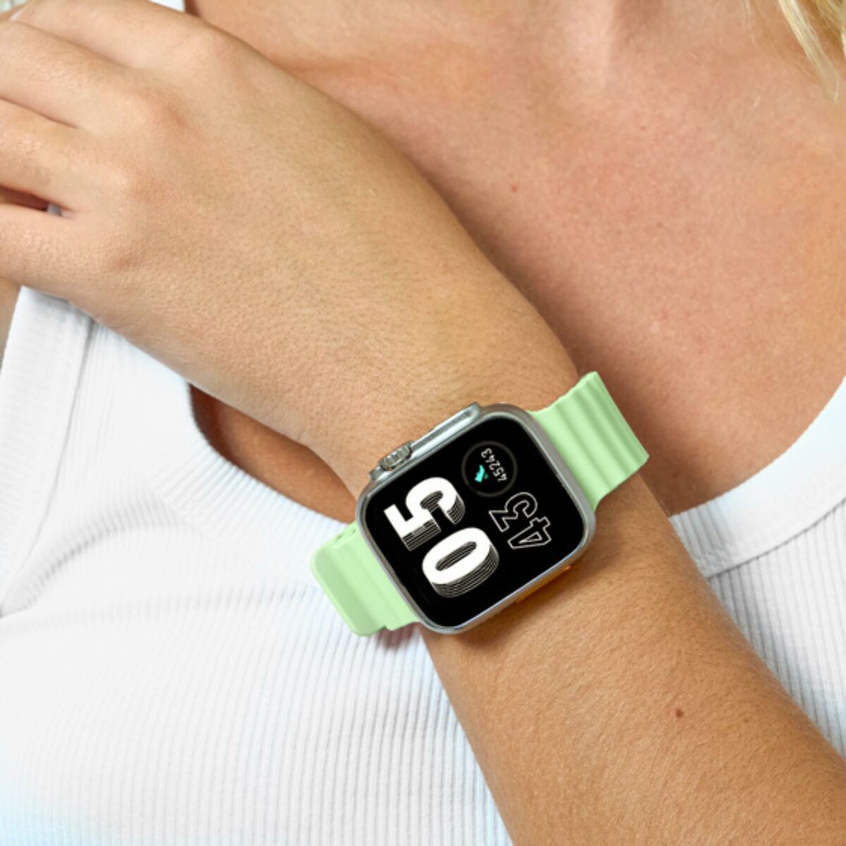 V3H5964FAA1A03682E3D8819D5AFD42AD46R6185633P4