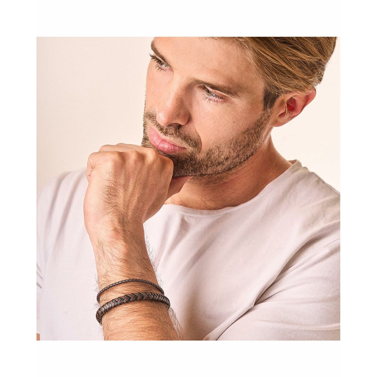 V3HDDFDDF067B2C51A4F0F12BED84495384R6895499P2