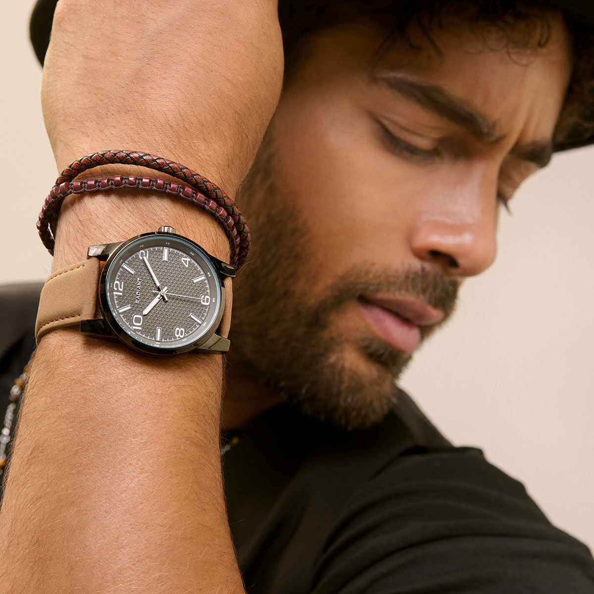 V2HA0F28127BB960116D4248BA64B52F96CR7056665P4