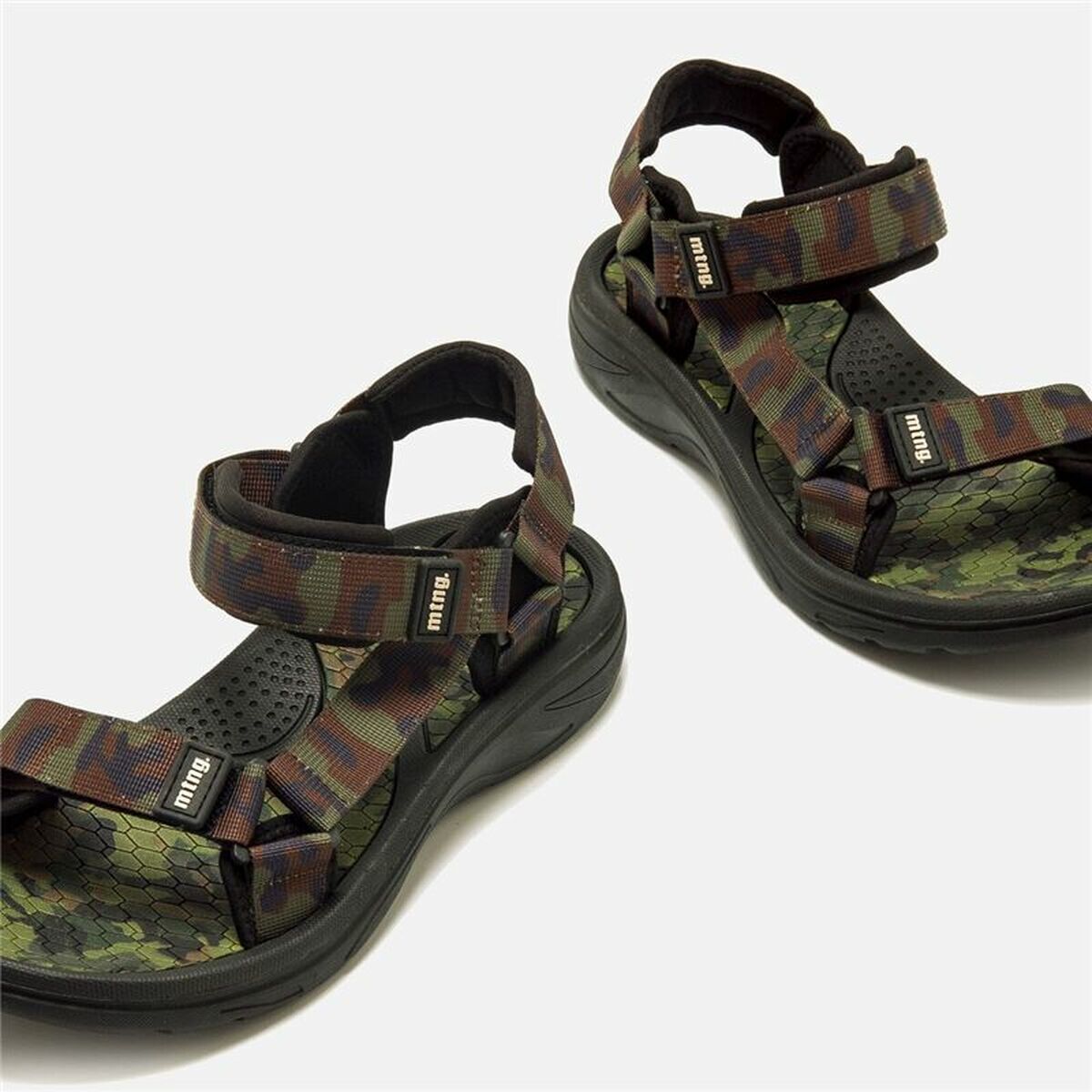 V3HAE7D5D0540FD9B096D15A3C76C929451R6072167P6